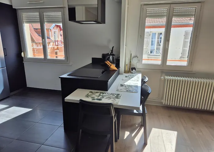 Appt Lumineux F3 Quartier Calme Βισύ